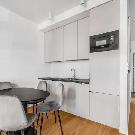 Vipwarsawapartments Pl Premium 3 Rooms Apartments At Grzybowska 37 Exterior photo